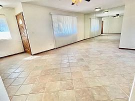 11408 N 109th Ave, Sun City, Az 85351  Comfortable House Rent in Sun City, AZ (Photo 9 of 10)