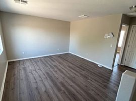 11587 W Longley Ln, Youngtown, Az 85363 Available For Rent in Youngtown, AZ (Photo 7 of 12)