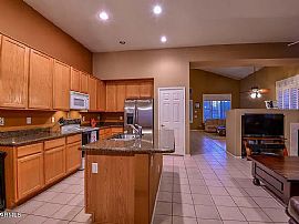 22235 N 51st St, Phoenix, Az 85054 in Phoenix, AZ (Photo 5 of 12)