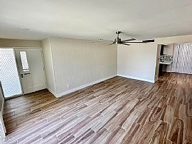 1251 E Maryland Ave, Unit A, Phoenix, Az 85014 in Phoenix, AZ (Photo 11 of 12)