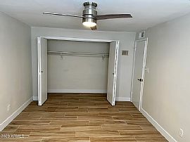 1251 E Maryland Ave, Unit A, Phoenix, Az 85014 in Phoenix, AZ (Photo 6 of 12)