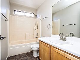 8544 W Eva St, Peoria, Az 85345 in Peoria, AZ (Photo 7 of 12)