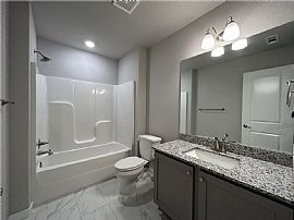 350 S Emerald Woods Run, Farmington, Ar 72730  Peaceful House in Farmington, AR (Photo 11 of 12)