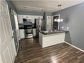 304 Pritchard St, Berryville, Ar 72616  Peaceful House For Rent in Berryville, AR (Photo 8 of 9)