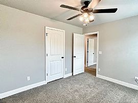 212 Post Oak Ave, Gentry, Ar 72734  House For Rent in Gentry, AR (Photo 10 of 12)