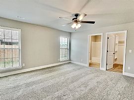 212 Post Oak Ave, Gentry, Ar 72734  House For Rent in Gentry, AR (Photo 8 of 12)