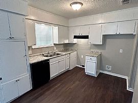 204 Janice St, Jacksonville, Ar 72076  Stunning House For Rent in Jacksonville, AR (Photo 4 of 10)