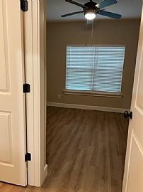 10859 Danny Bryan Rd Unit 2, Prairie Grove, Ar 72753  For Rent in Prairie Grove, AR (Photo 4 of 10)