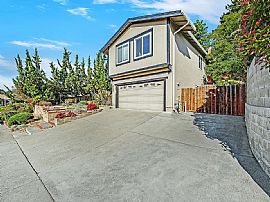 2119 Blue Jay Cir, Pinole, Ca 94564  Available House For Rent in Pinole, CA (Photo 2 of 12)