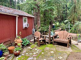 15080 Canyon 6 Rd, Guerneville, Ca 95446 For Rent in Guerneville, CA (Photo 2 of 8)