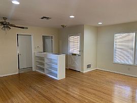 19945 Hatton St, Winnetka, Ca 91306 Available For Rent in Winnetka, CA (Photo 6 of 10)