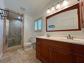 8922 Chimineas Ave, Northridge, Ca 91325 Peaceful House Rent in Northridge, CA (Photo 11 of 12)