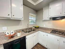 27999 Hesse Dr, Hayward, Ca 94545  House For Rent in Hayward, CA (Photo 3 of 11)