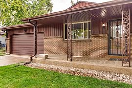 7626 S Ingalls St, Littleton, Co 80128  House For Rent in Littleton, CO (Photo 2 of 10)