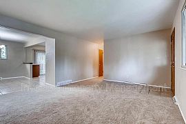 7626 S Ingalls St, Littleton, Co 80128  House For Rent in Littleton, CO (Photo 6 of 10)