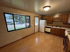 6752 Quay Ct, Arvada, Co 80003  House For Rent in Arvada, CO (Photo 4 of 12)