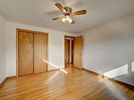 2901 S Golden Rd, Golden, Co 80401  House For Rent in Golden, CO (Photo 8 of 12)