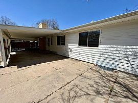 2130 E Floyd Ave, Englewood, Co 80113 Lovely 3 Bed House Rent in Englewood, CO (Photo 4 of 12)