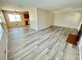 2130 E Floyd Ave, Englewood, Co 80113 Lovely 3 Bed House Rent in Englewood, CO (Photo 6 of 12)