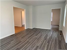 533 Salmon Brook St, Granby, Ct 06035  Home Sweet Home  in Granby, CT (Photo 4 of 11)