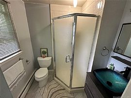 House For Rent 8 Robin Rd, Vernon, Ct 06066 in Vernon, CT (Photo 7 of 11)