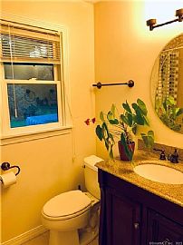 35 Sylvan St, Avon, Ct 06001  Comfortable House For Rent in Avon, CT (Photo 10 of 12)