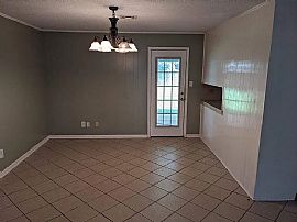 112 Ivey Ct, Prattville, Al 36066 in Prattville, AL (Photo 2 of 12)