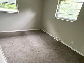 1714 Greenbriar Dr, Fultondale, Al 35068 in Fultondale, AL (Photo 9 of 10)