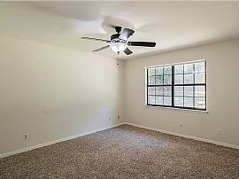 1061 Valley View Ct, Mobile, Al 36695 in Mobile, AL (Photo 6 of 11)