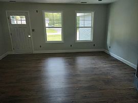 5424 6th St, Gadsden, Al 35903 in Gadsden, AL (Photo 7 of 9)