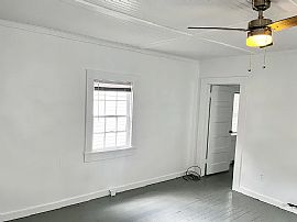 137 W Woodland Rd, Florence, Al 35630 in Florence, AL (Photo 10 of 11)