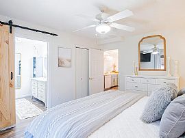 27203 Park Dr, Orange Beach, Al 36561 in Orange Beach, AL (Photo 4 of 12)