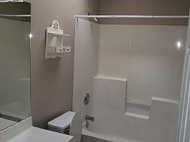 202 Bougainvillea Cir, Dothan, Al 36301 in Dothan, AL (Photo 5 of 10)