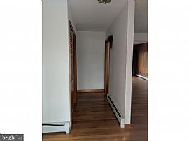 405 Lakelawn Dr, Milford, De 19963  Just Renovated House Rent in Milford, DE (Photo 3 of 9)