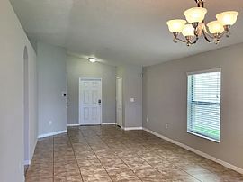 10016 Newminster Loop, Ruskin, Fl 33573  House For Rent in Ruskin, FL (Photo 4 of 12)