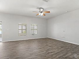 8614 Turnstone Shore Ln, Riverview, Fl 33578 in Riverview, FL (Photo 10 of 12)