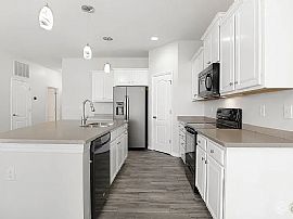 8614 Turnstone Shore Ln, Riverview, Fl 33578 in Riverview, FL (Photo 8 of 12)