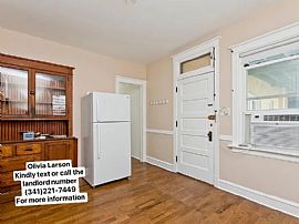 3 Bedrooms Apartments  in Chicago, IL (Photo 2 of 5)