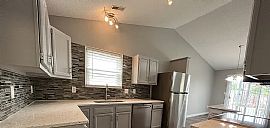 10282 Whitewater Ln, Fishers, in 46037  Nice House For Rent in Fishers, IN (Photo 5 of 12)