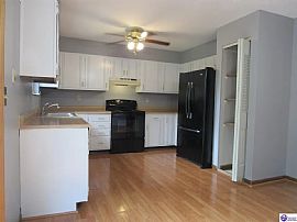 696 Cottonwood Ct, Radcliff, Ky 40160   Lovely House For Rent in Radcliff, KY (Photo 6 of 8)