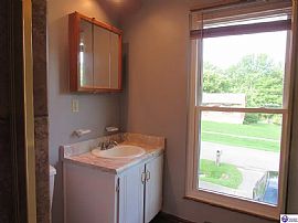 696 Cottonwood Ct, Radcliff, Ky 40160   Lovely House For Rent in Radcliff, KY (Photo 8 of 8)