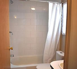 14180 Highway 44, Gonzales, La 70737  House For Rent in Gonzales, LA (Photo 2 of 7)