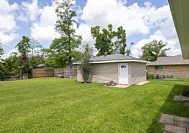 4318 Dean St, Lake Charles, La 70605  Available For Rent in Lake Charles, LA (Photo 2 of 10)