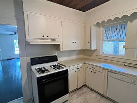 309 E Colorado Ave, Ruston, La 71270  Peaceful House in Ruston, LA (Photo 4 of 9)