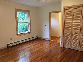 78 Molyneaux Rd, Camden, Me 04843  Stunning House For Rent in Camden, ME (Photo 12 of 12)