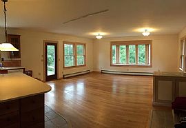 78 Molyneaux Rd, Camden, Me 04843  Stunning House For Rent in Camden, ME (Photo 4 of 12)
