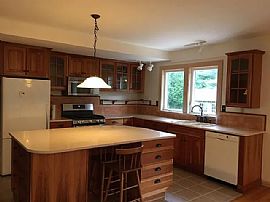 78 Molyneaux Rd, Camden, Me 04843  Stunning House For Rent in Camden, ME (Photo 5 of 12)