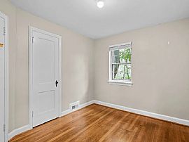 408 Ethan Allen Ave, Takoma Park, Md 20912 in Takoma Park, MD (Photo 10 of 10)