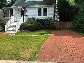 827 Cedarcroft Rd, Baltimore, Md 21212 in Baltimore, MD