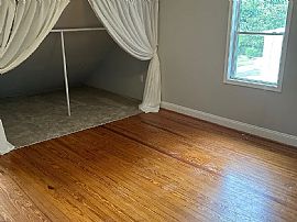 827 Cedarcroft Rd, Baltimore, Md 21212 in Baltimore, MD (Photo 7 of 9)